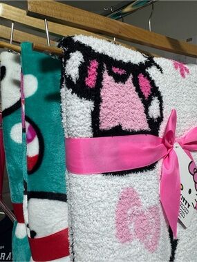Hello Kitty Pink White Black Plush Throw Blanket